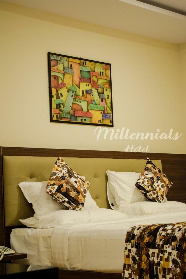 Millennials Hotel Anekal Екстер'єр фото