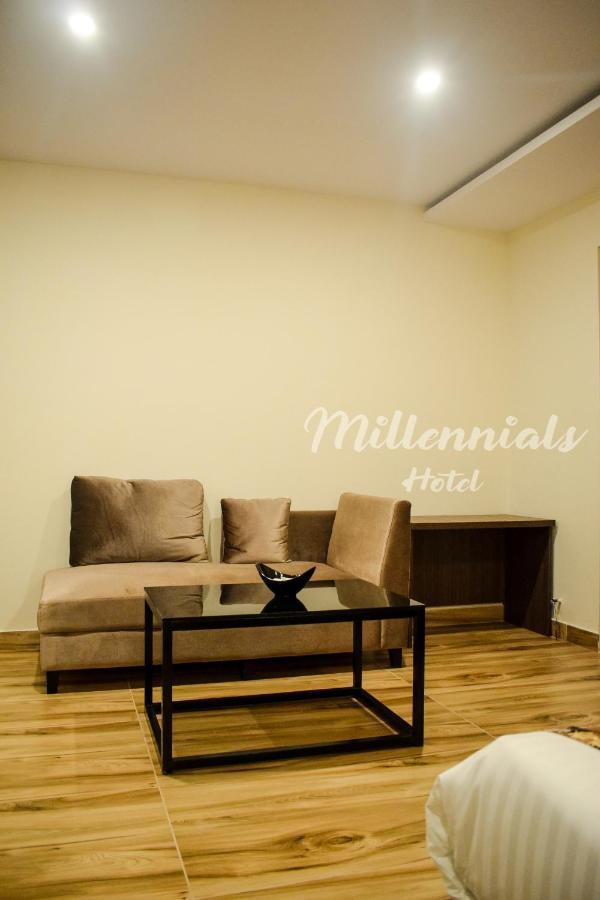 Millennials Hotel Anekal Екстер'єр фото