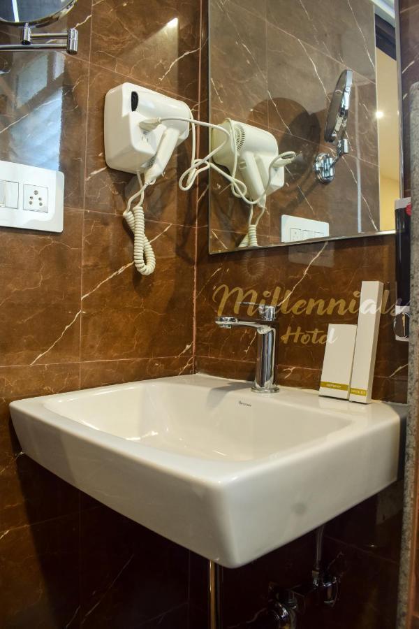 Millennials Hotel Anekal Екстер'єр фото